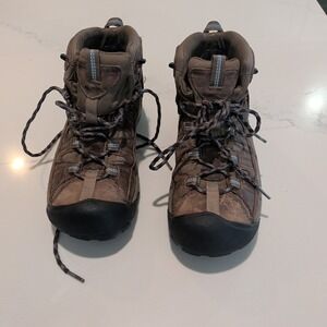 KEEN Targhee II Mid Waterproof Hiking Boots for Ladies Size 8.5